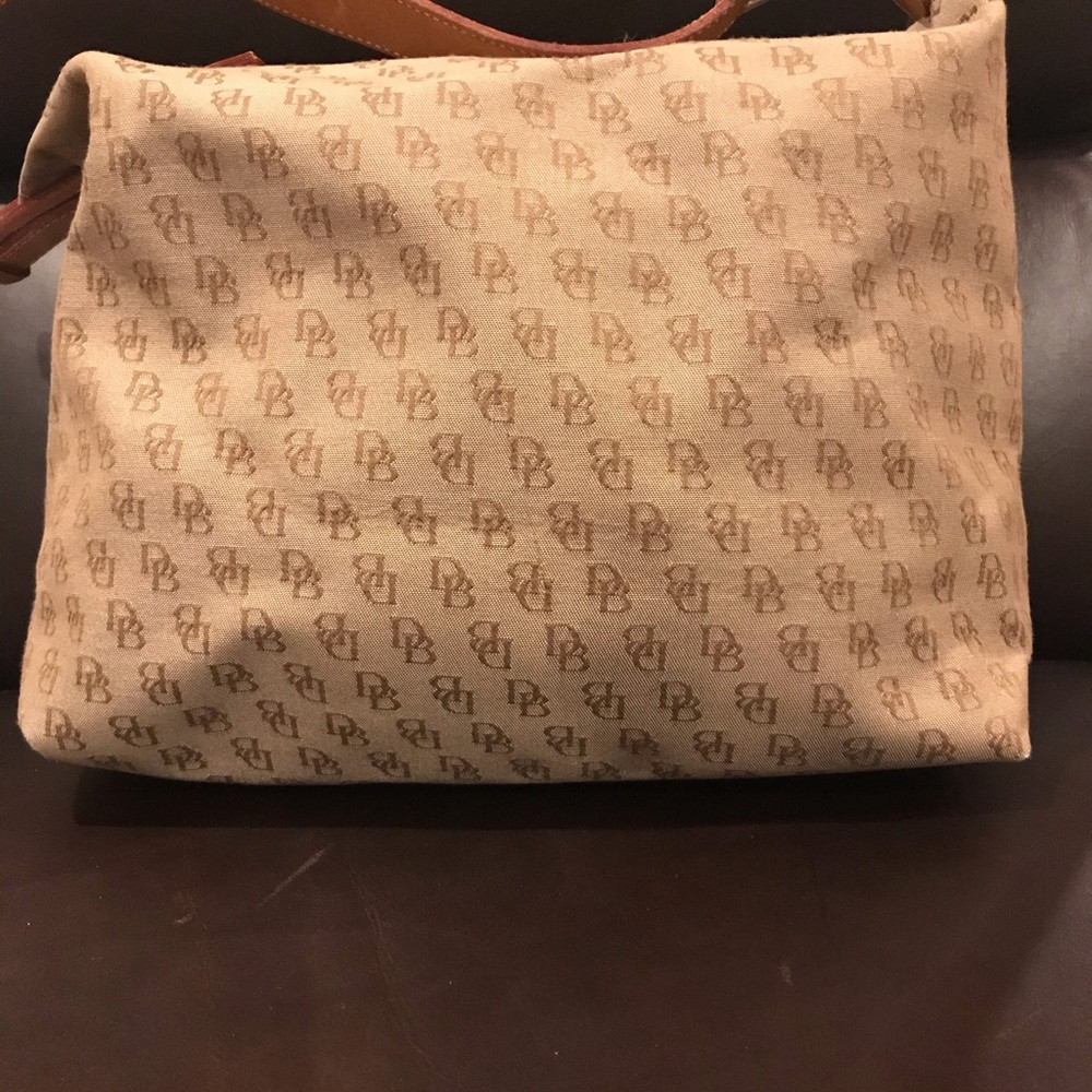 Dooney and Bourke large hobo handbag